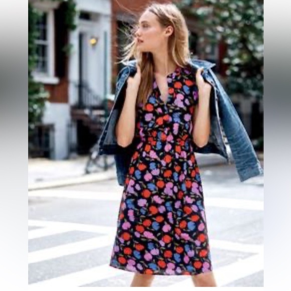 J CREW Silk Flutter Sleeve Dress in Painted Pansy Romantic Floral in Black 6 - Picture 1 of 15